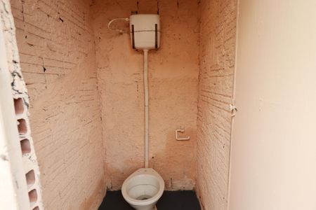 Casa para alugar com 170m², 1 quarto e 6 vagasBanheiro 