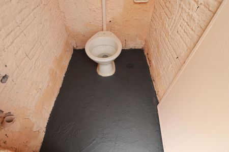 Casa para alugar com 170m², 1 quarto e 6 vagasBanheiro