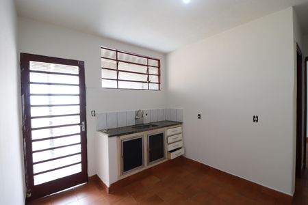 Cozinha  de casa para alugar com 1 quarto, 170m² em Ipiranga, Ribeirão Preto