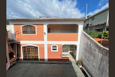 Casa à venda com 272m², 4 quartos e 3 vagas Casa à venda com 272m², 4 quartos e 3 vagasQuarto 1