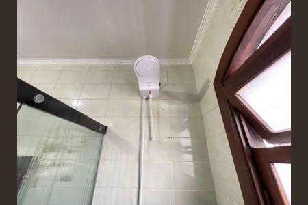 Casa à venda com 272m², 4 quartos e 3 vagas Casa à venda com 272m², 4 quartos e 3 vagasBanheiro 1