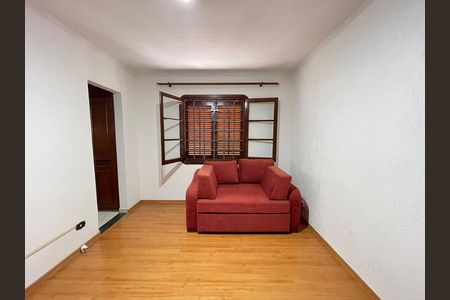 Casa à venda com 272m², 4 quartos e 3 vagas Casa à venda com 272m², 4 quartos e 3 vagasQuarto 1