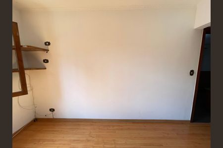 Casa à venda com 272m², 4 quartos e 3 vagas Casa à venda com 272m², 4 quartos e 3 vagasQuarto 2