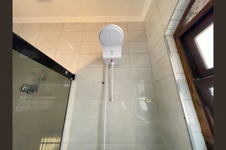 Casa à venda com 272m², 4 quartos e 3 vagas Casa à venda com 272m², 4 quartos e 3 vagasBanheiro 3