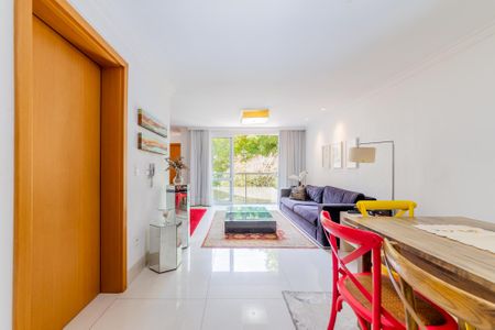 Sala de apartamento à venda com 2 quartos, 82m² em São João, Porto Alegre