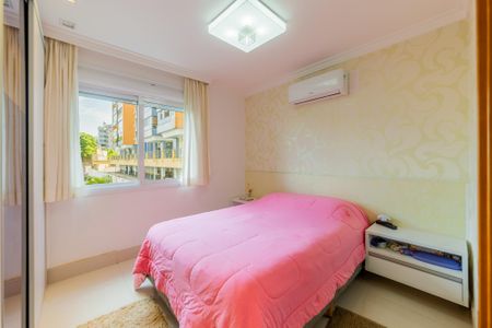 Quarto de apartamento à venda com 2 quartos, 82m² em São João, Porto Alegre