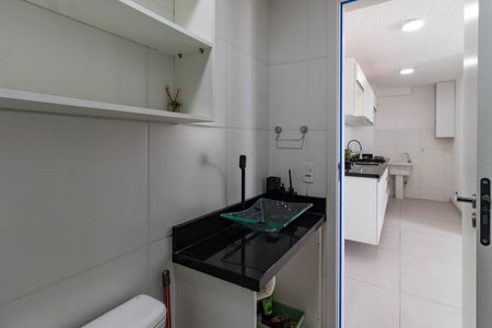 Apartamento para alugar com 38m², 2 quartos e sem vaga Apartamento para alugar com 38m², 2 quartos e sem vagaBanheiro