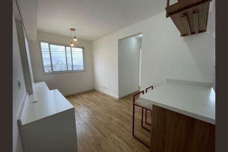 Sala de apartamento para alugar com 2 quartos, 33m² em Jardim Celeste, São Paulo