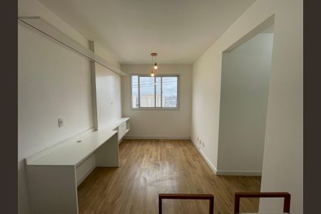 Sala de apartamento para alugar com 2 quartos, 33m² em Jardim Celeste, São Paulo