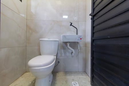 Casa para alugar com 176m², 2 quartos e 2 vagas Casa para alugar com 176m², 2 quartos e 2 vagasLavabo