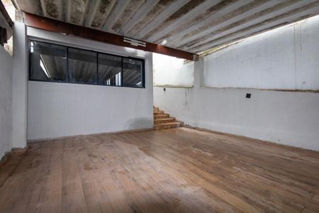 Casa para alugar com 176m², 2 quartos e 2 vagas Casa para alugar com 176m², 2 quartos e 2 vagasGaragem