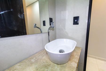 Casa para alugar com 176m², 2 quartos e 2 vagas Casa para alugar com 176m², 2 quartos e 2 vagasBanheiro 2