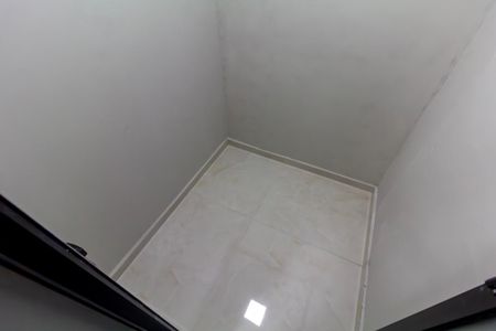 Casa para alugar com 176m², 2 quartos e 2 vagas Casa para alugar com 176m², 2 quartos e 2 vagasCloset