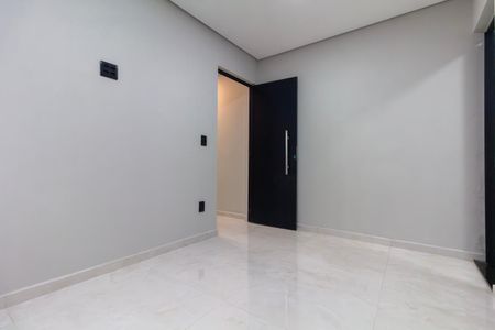 Casa para alugar com 176m², 2 quartos e 2 vagas Casa para alugar com 176m², 2 quartos e 2 vagasQuarto 2
