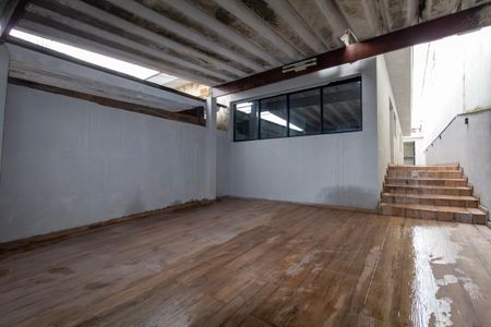 Casa para alugar com 176m², 2 quartos e 2 vagas Casa para alugar com 176m², 2 quartos e 2 vagasGaragem