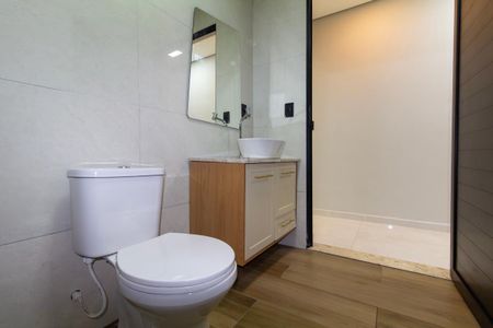 Casa para alugar com 176m², 2 quartos e 2 vagas Casa para alugar com 176m², 2 quartos e 2 vagasBanheiro 2