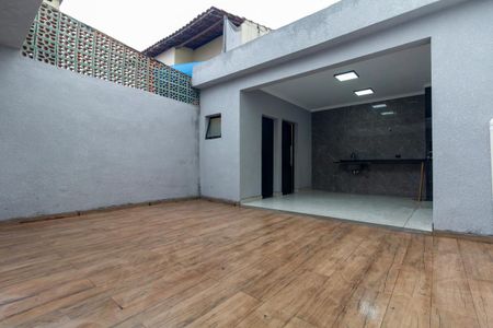 Casa para alugar com 176m², 2 quartos e 2 vagas Casa para alugar com 176m², 2 quartos e 2 vagasÁrea gourmet