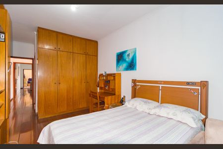 Casa para alugar com 177m², 2 quartos e 2 vagas Casa para alugar com 177m², 2 quartos e 2 vagasQuarto 2 - Suíte