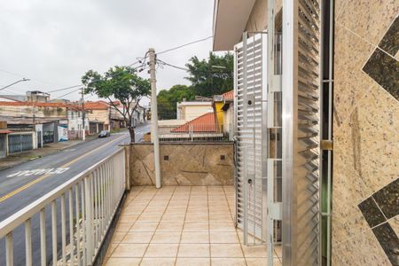 Casa para alugar com 177m², 2 quartos e 2 vagas Casa para alugar com 177m², 2 quartos e 2 vagasVaranda - Quarto 1