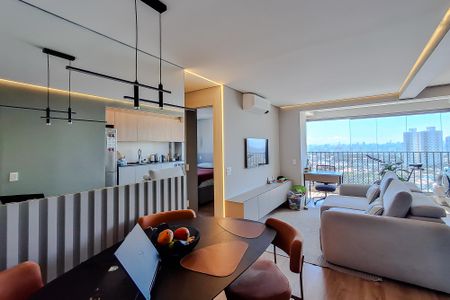 Apartamento à venda com 52m², 2 quartos e 1 vagaSala