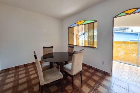 Sala de casa à venda com 3 quartos, 84m² em Barreto, Niterói