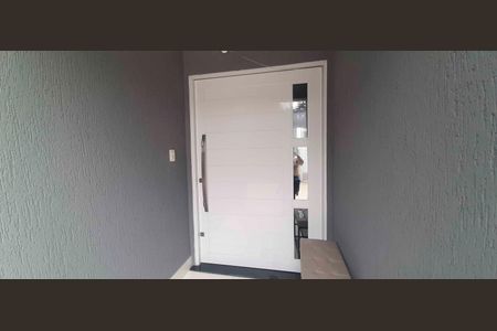 Casa à venda com 460m², 4 quartos e 8 vagasEntrada da Casa