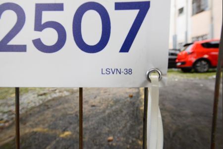 Apartamento à venda com 45m², 2 quartos e 1 vaga Apartamento à venda com 45m², 2 quartos e 1 vagaPlaca instalada no dia 13-03-2026, com o codigo LVSN-38