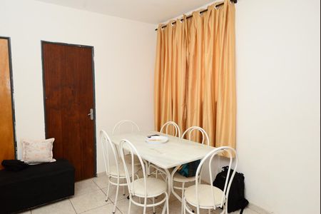 Sala de apartamento à venda com 2 quartos, 45m² em Solar do Barreiro, Belo Horizonte
