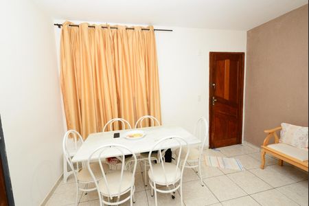 Sala de apartamento à venda com 2 quartos, 45m² em Solar do Barreiro, Belo Horizonte