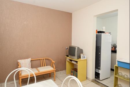 Apartamento à venda com 45m², 2 quartos e 1 vaga Apartamento à venda com 45m², 2 quartos e 1 vagaSala