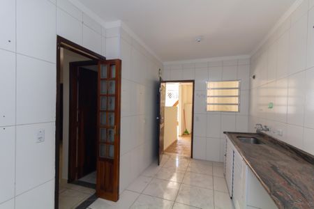 Casa à venda com 136m², 2 quartos e 2 vagas Casa à venda com 136m², 2 quartos e 2 vagasCozinha