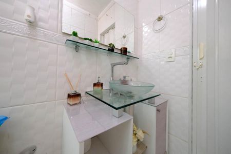 Casa à venda com 138m², 3 quartos e 2 vagasBanheiro Social