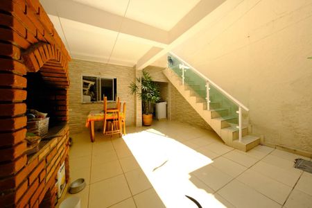 Casa à venda com 138m², 3 quartos e 2 vagasÁrea comum