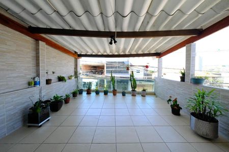 Casa à venda com 138m², 3 quartos e 2 vagasVaranda da Suíte