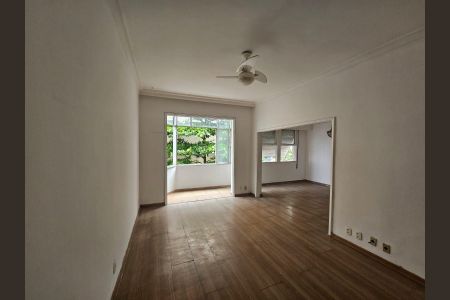 Apartamento para alugar com 130m², 2 quartos e 1 vaga Apartamento para alugar com 130m², 2 quartos e 1 vagaSala