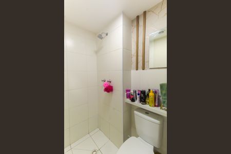 Apartamento à venda com 40m², 2 quartos e sem vaga Apartamento à venda com 40m², 2 quartos e sem vagaBanheiro