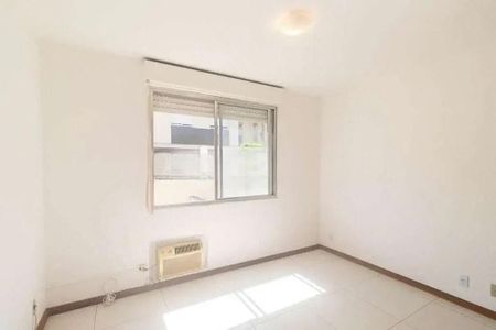 Quarto 1 de apartamento para alugar com 2 quartos, 78m² em Mont’Serrat, Porto Alegre