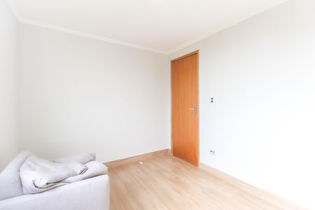 Quarto 2 de apartamento para alugar com 2 quartos, 52m² em Jardim Lajeado, São Paulo