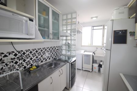 Apartamento à venda com 54m², 2 quartos e 1 vagaCozinha