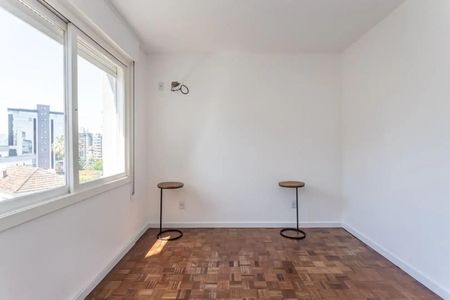 Quarto de apartamento para alugar com 1 quarto, 40m² em Petrópolis, Porto Alegre