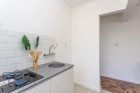 Cozinha de apartamento para alugar com 1 quarto, 40m² em Petrópolis, Porto Alegre