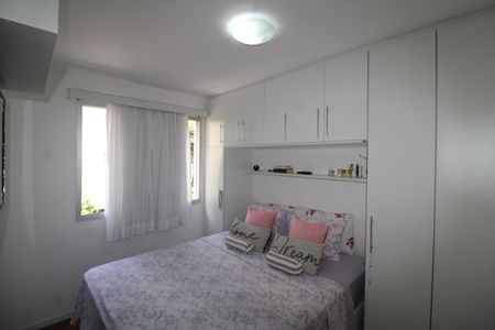 Quarto 2 de apartamento à venda com 2 quartos, 52m² em Vila Amélia, São Paulo