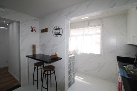 Apartamento à venda com 52m², 2 quartos e 1 vagaCozinha