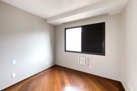 Apartamento para alugar com 210m², 4 quartos e 4 vagasSemi Suite 3