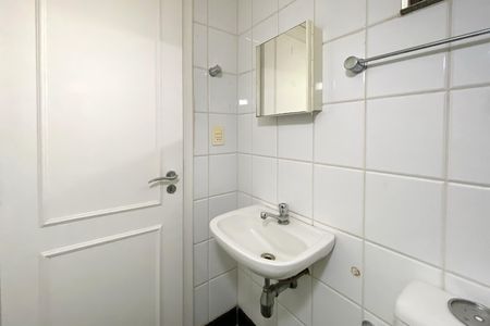 Apartamento para alugar com 210m², 4 quartos e 4 vagasBanheiro de serviço