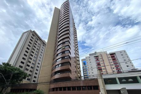 Apartamento para alugar com 210m², 4 quartos e 4 vagasFachada