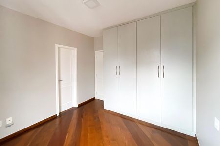 Apartamento para alugar com 210m², 4 quartos e 4 vagasSemi Suite 3