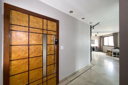 Apartamento para alugar com 210m², 4 quartos e 4 vagasHall