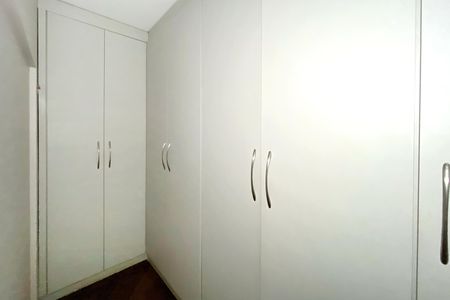 Apartamento para alugar com 210m², 4 quartos e 4 vagasCloset da suíte 1