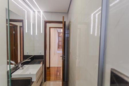 Apartamento para alugar com 95m², 3 quartos e 1 vaga Apartamento para alugar com 95m², 3 quartos e 1 vagaBanheiro Social